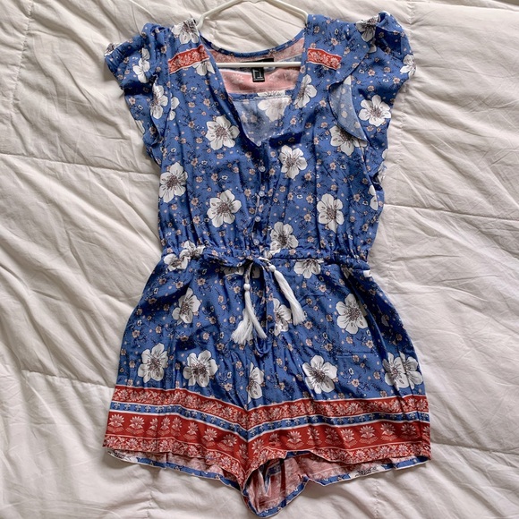 Forever 21 printed romper - Picture 1 of 2